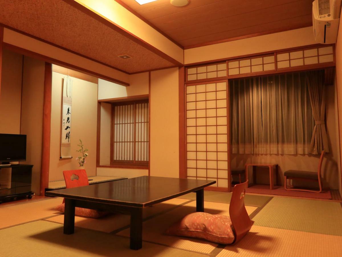 Izumiya Ryokan Кіото Екстер'єр фото